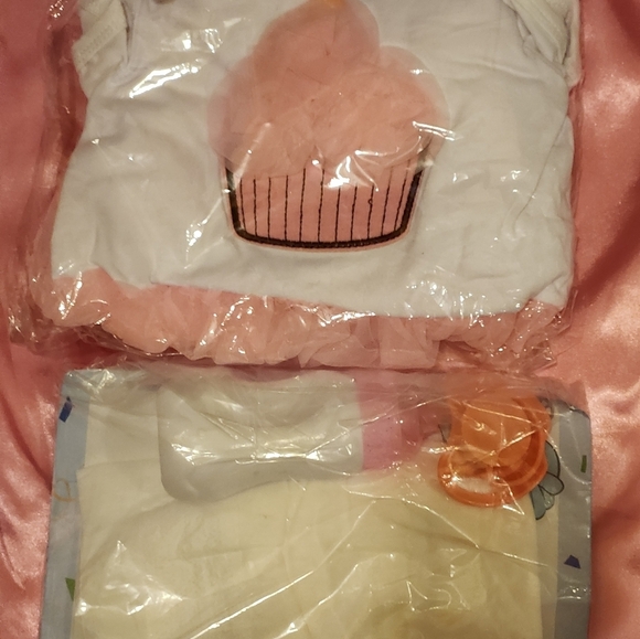 17 inch Beautiful Baby Doll - Picture 8 of 14